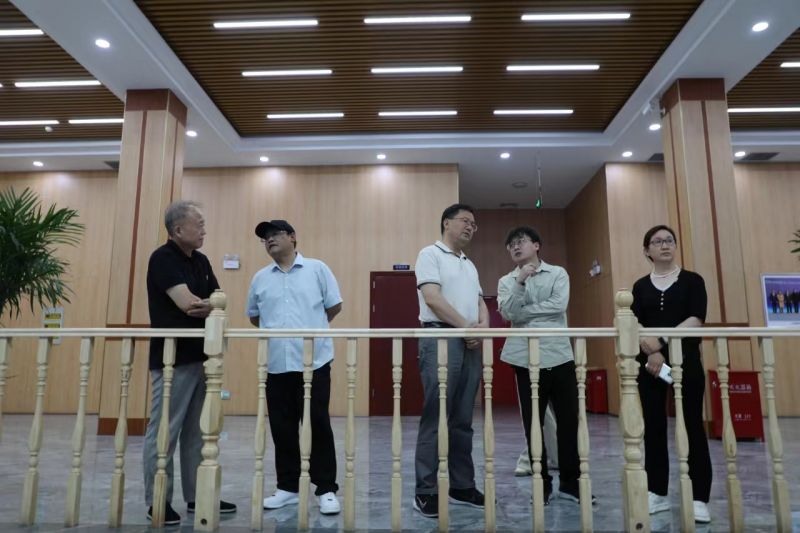 工信部工业政策与规则司原巡视员、、先进制造商学院总裁四班班主任辛仁周一行到bte365集团走访